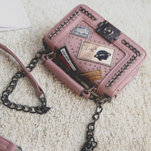 Load image into Gallery viewer, A Retro Chain Strap Black Crossbody Bag
